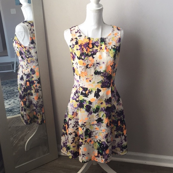 Anthropologie Dresses & Skirts - Anthropologie Maeve floral dress